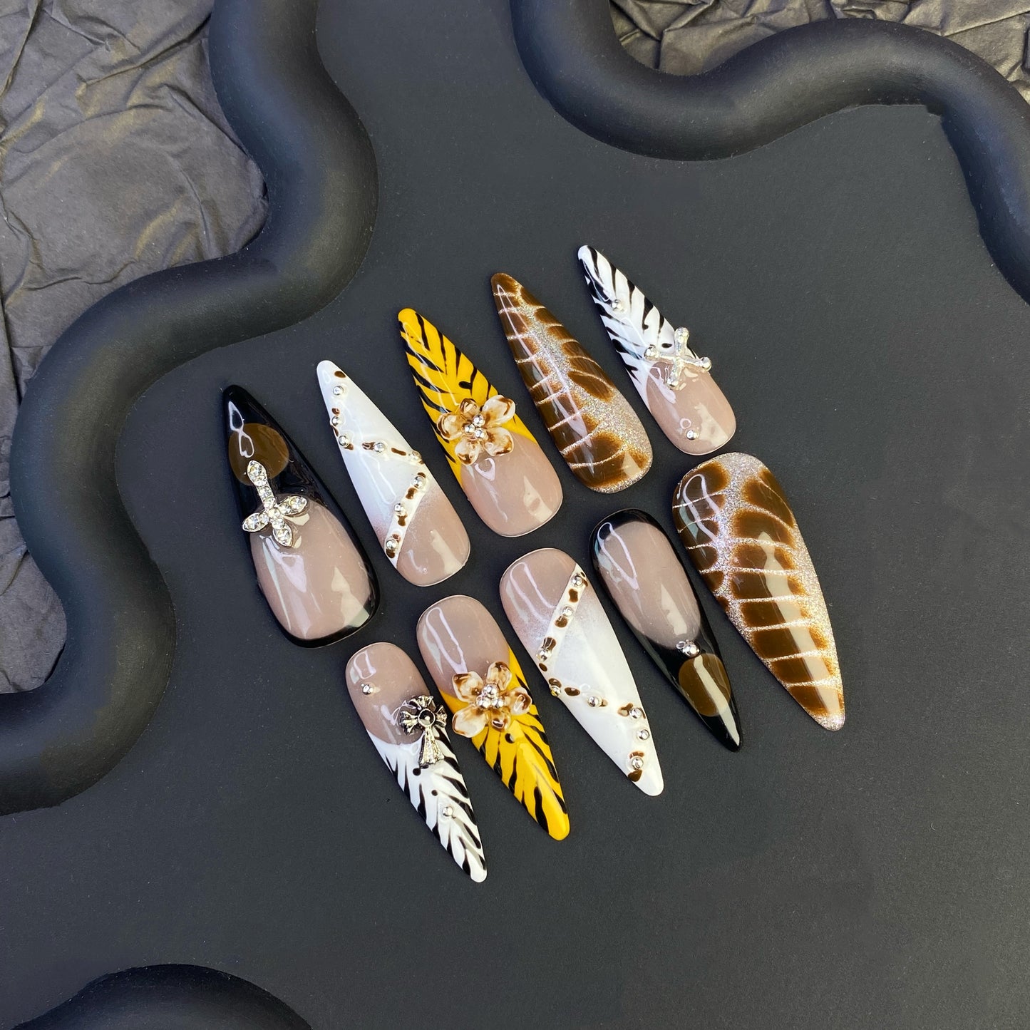 N21 New Arrivals - SirenTips Handmade Press On Nail Art 10pcs Set Free Tools Luxury Nail Care Manicure Daily Durable